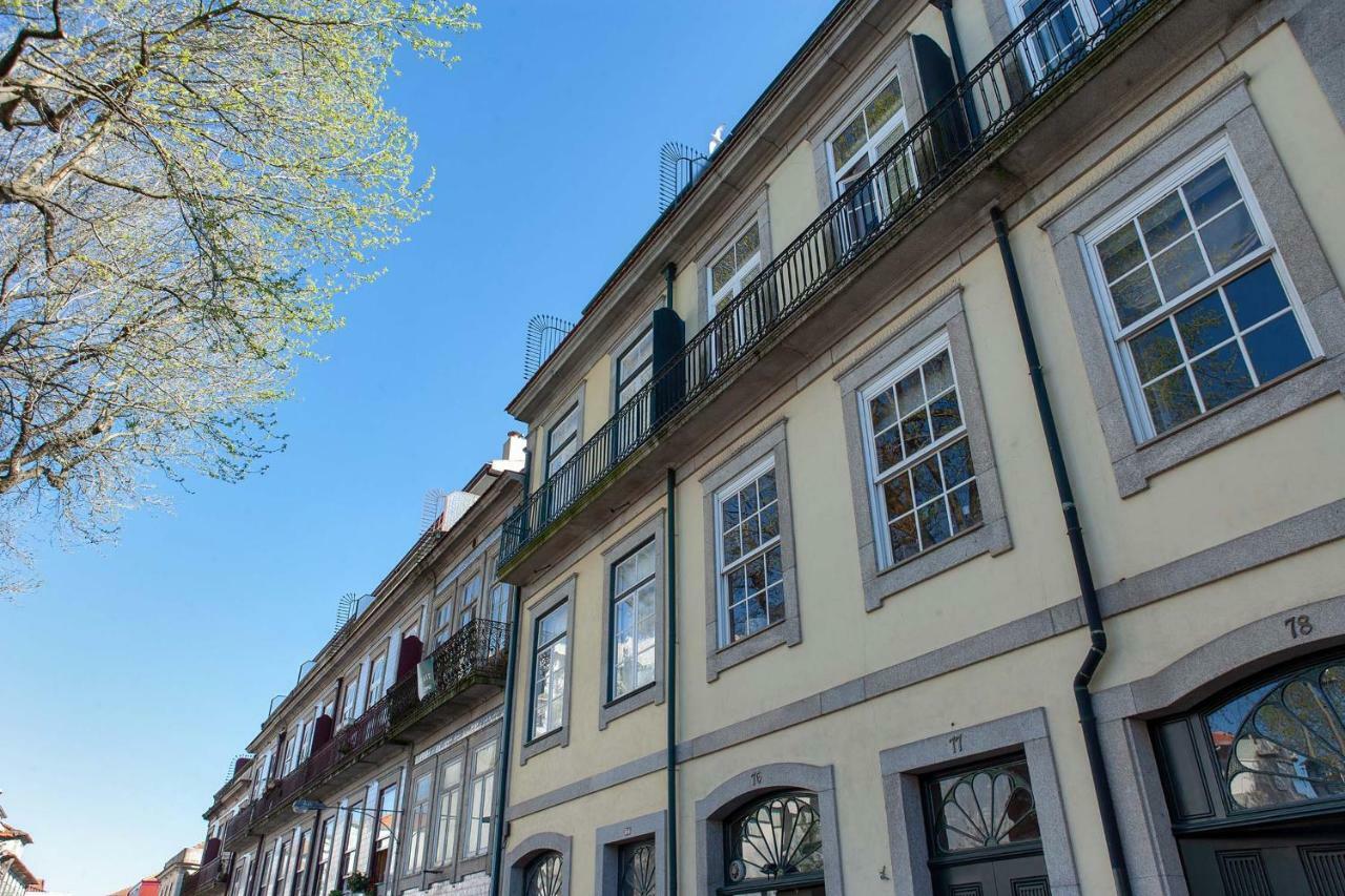 Sunny View To The Tower Apartment Porto Bagian luar foto